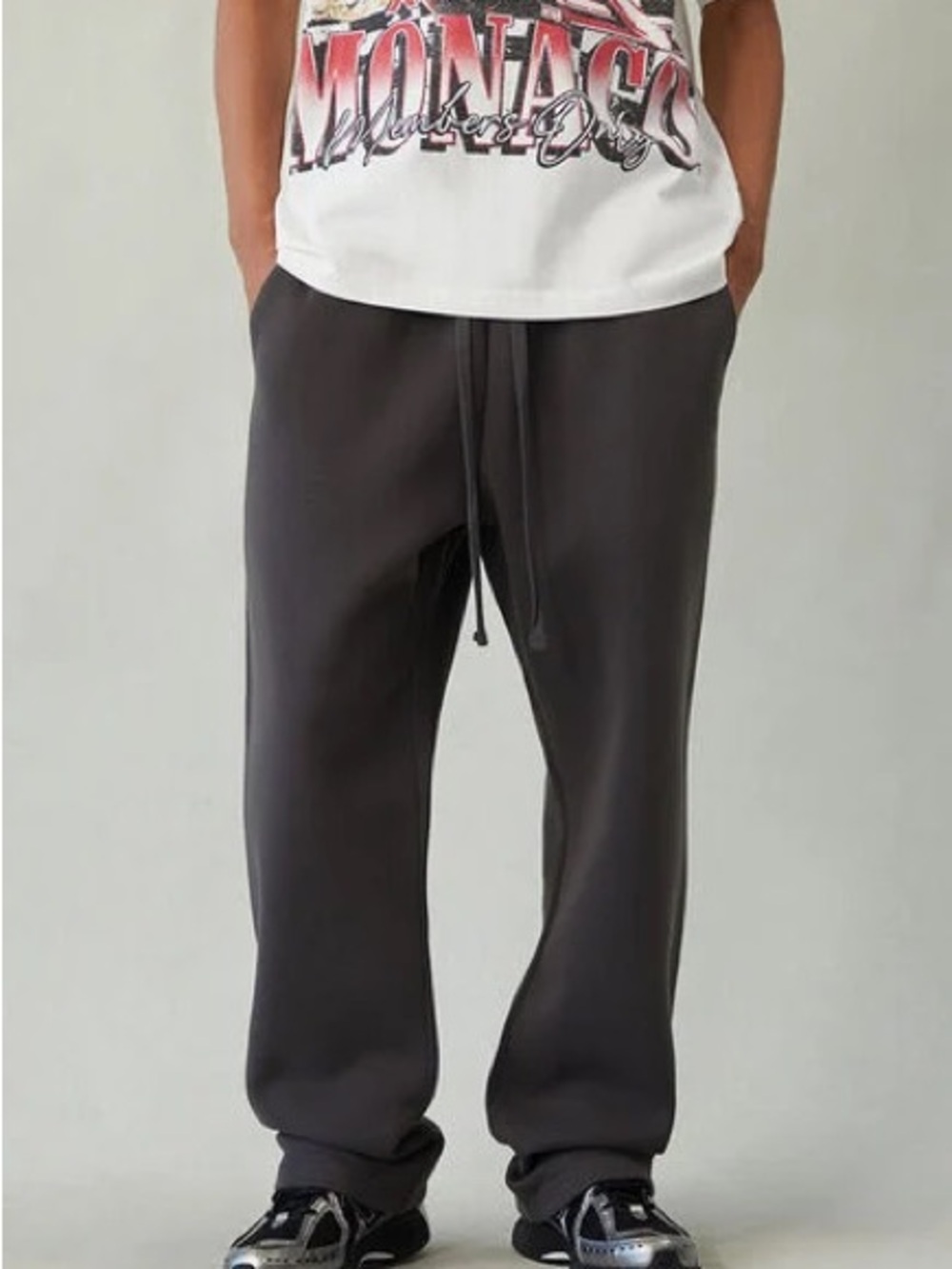 PacSun Men's Wide Leg Drawstring Sweatpants - Black Washed